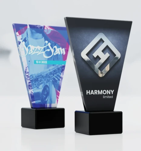 Szklana statuetka z Twoją Grafiką - VL1/CUS
