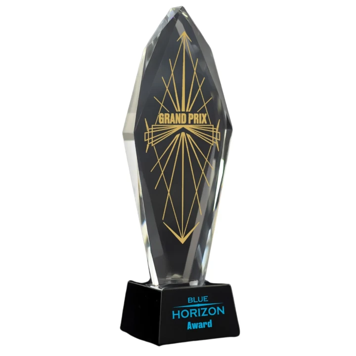 Szklana statuetka C043-31. Trofea szklane z grawerem