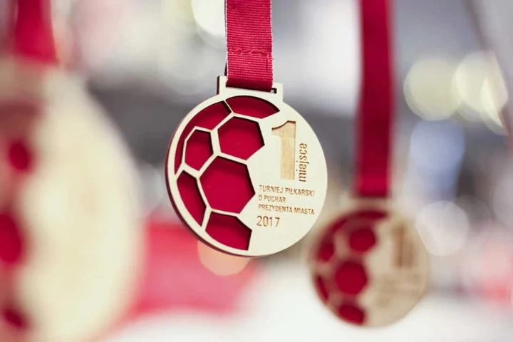 Medal ze sklejki z grawerowaniem - 4 cm