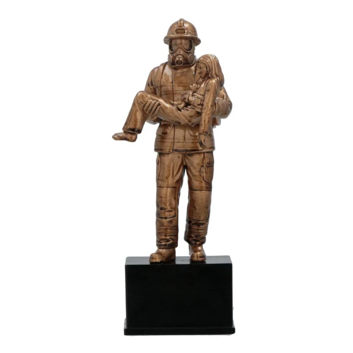 Strażak na ratunek - Statuetka Odlewana - RP8019/BR