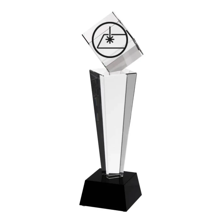 Statuetka szklana C004 z grawerem | Szklane statuetki biznesowe