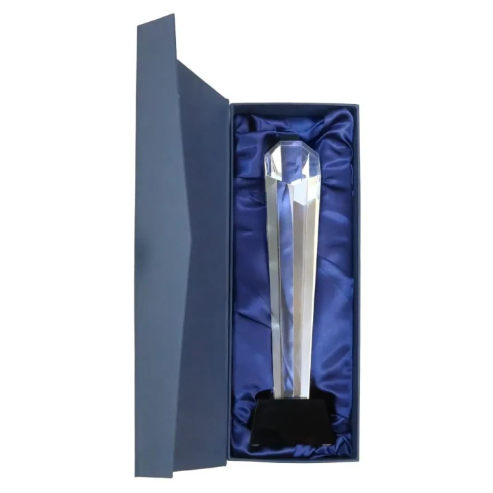 Statuetka szklana z grawerem G003-30 | Prestiżowy prezent