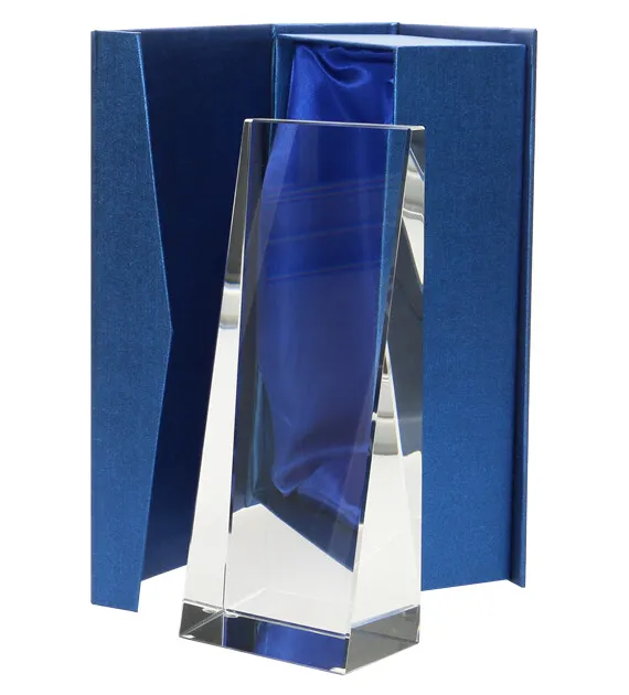 Statuetka szklana C037 | Statuetki ze szkła