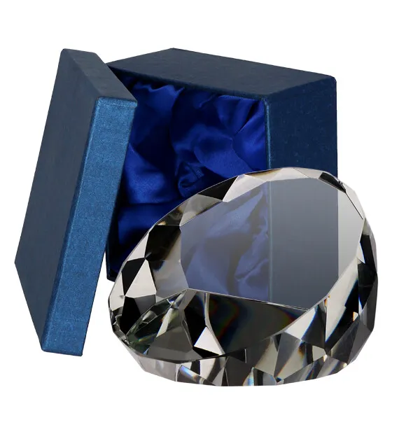 statuetka-szklana-z-etui-w-komplecie_11zon.webp